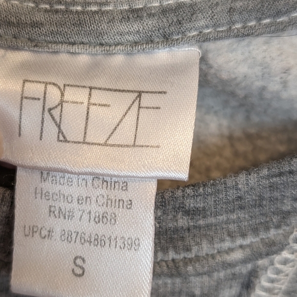 Freeze Lightweight Elephant Sweatshirt - Picture 3 of 4